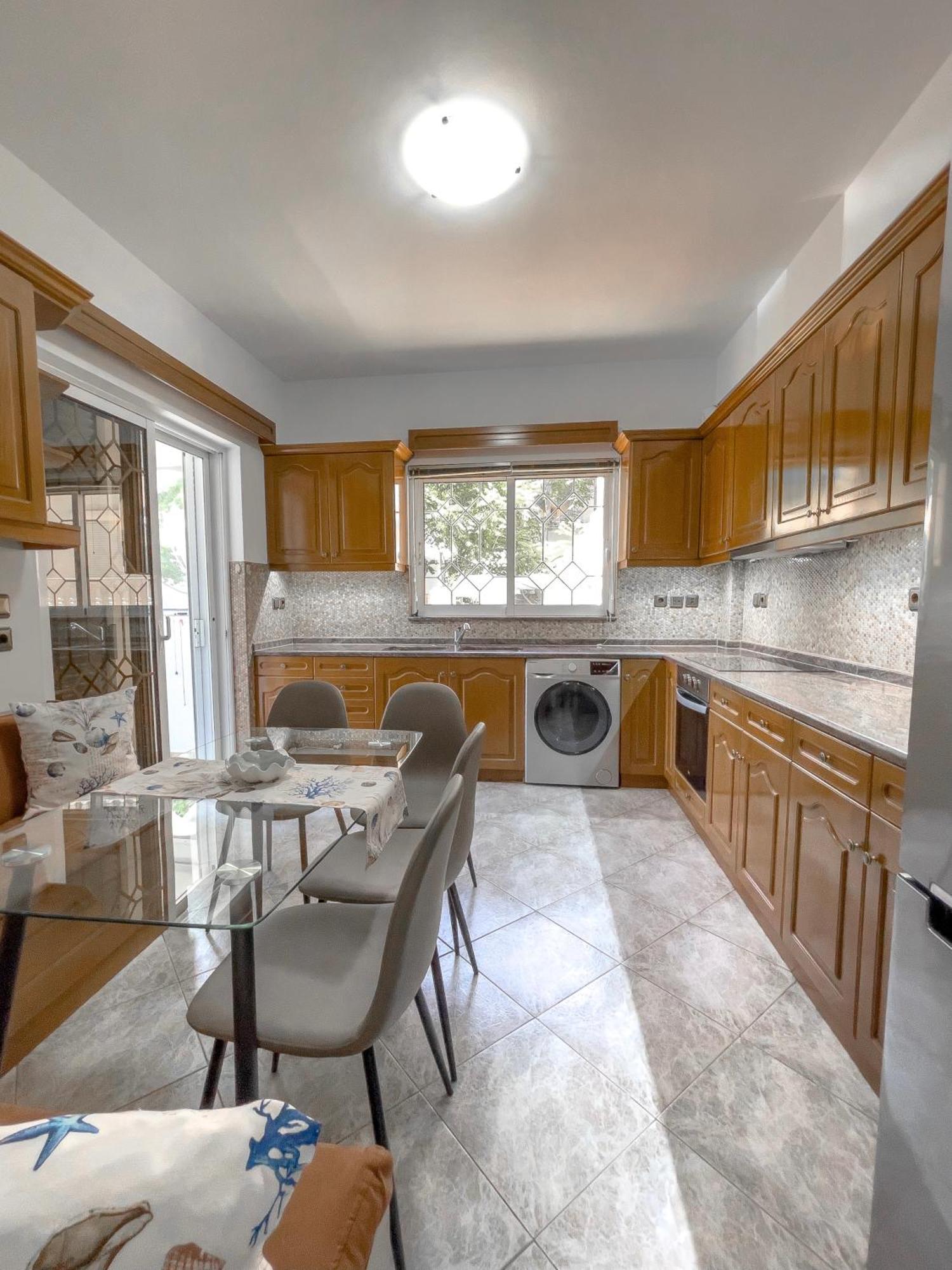 Nj Apartments: The Island Edition Rhodes City Room photo